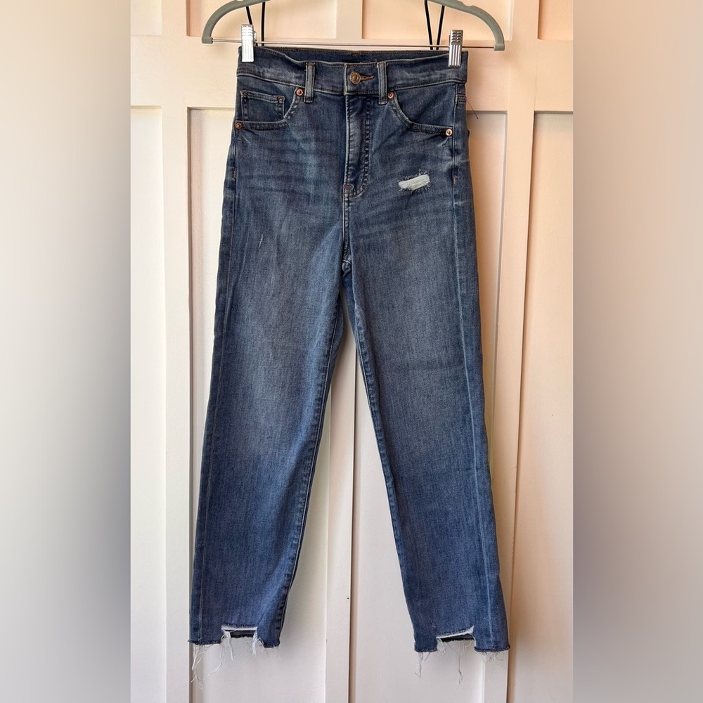 Express Mom Jean Women Size 0 Super High Rise Distressed Ankle Short Raw Hem Y2K